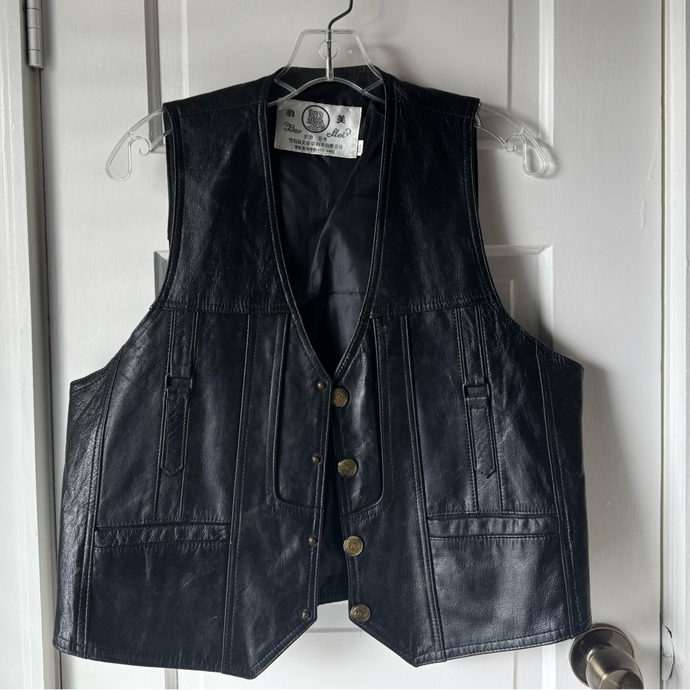 Vintage Biker Leather Vest - Picture 4 of 6